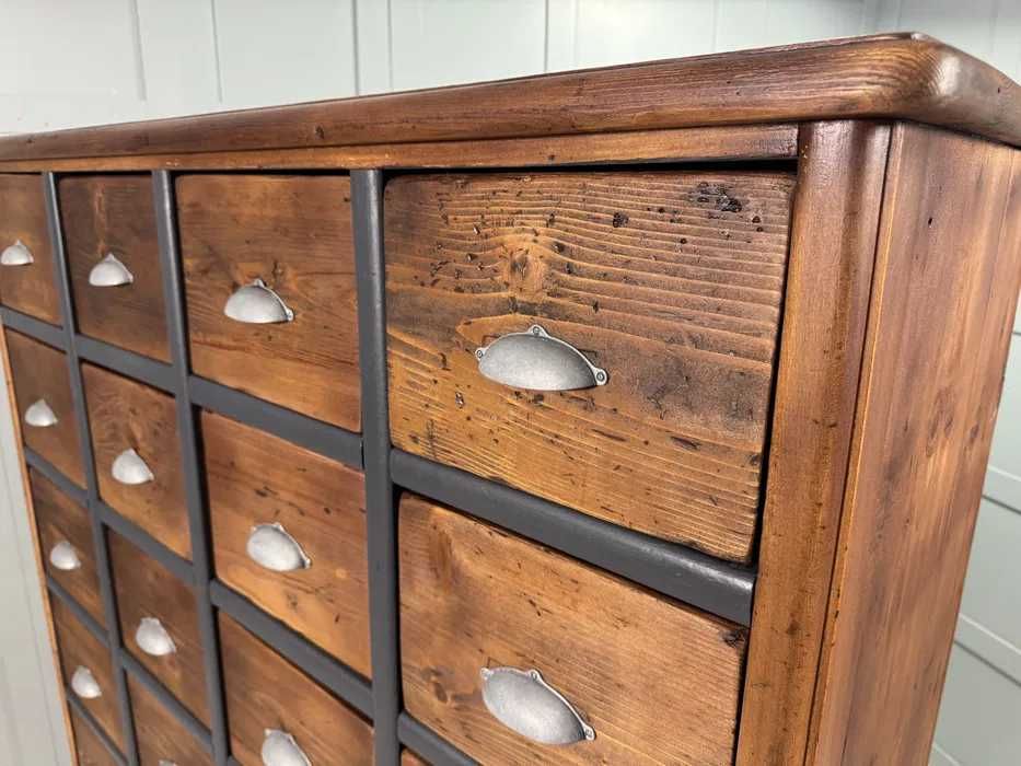 Индустриален шкаф Български Р447-Д