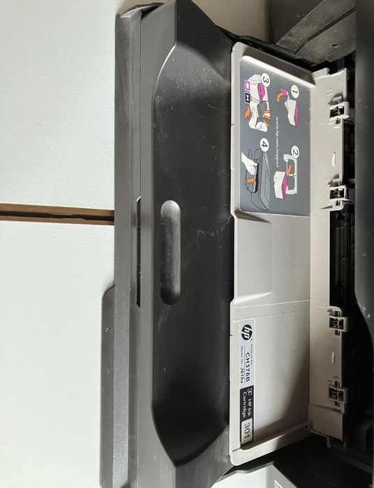 Мастилоструен принтер HP DESKJET 3050