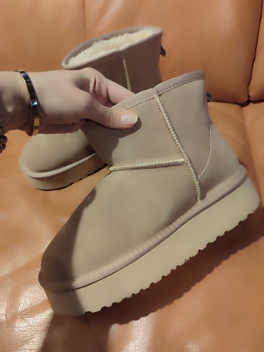 Ugg mini  боти 4см. платформа