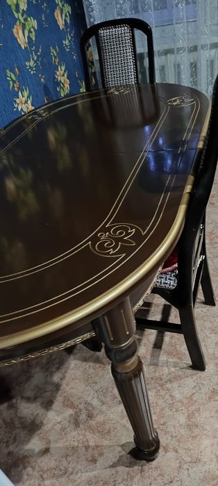 Продам стол со стульями