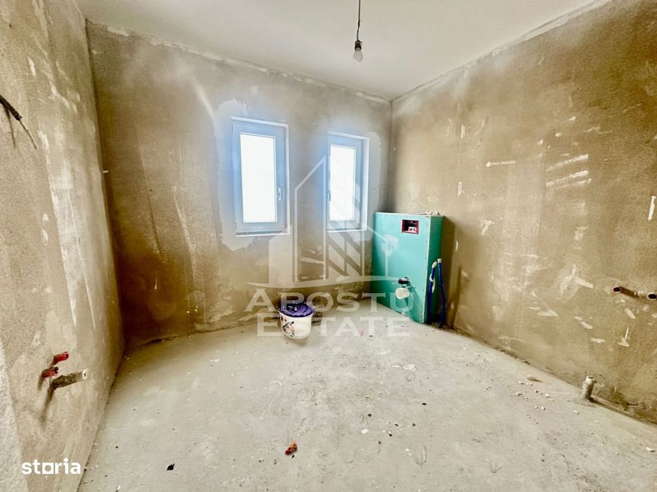 Duplex cu 5 camere in zona benzinariei Eso din Giroc