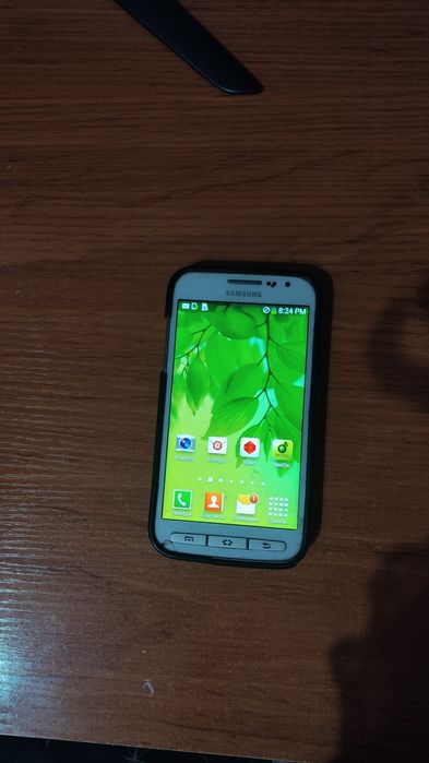 Продаётся телефон Samsung