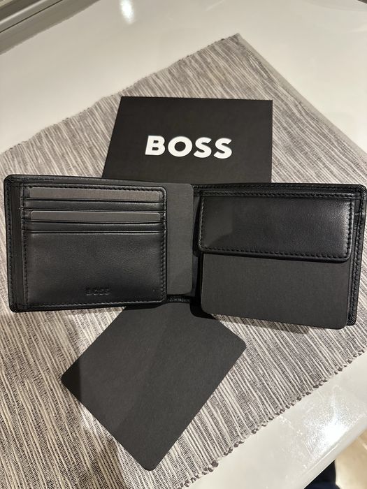 BOSS Arezzo 100% ЕСТЕСТВЕНА КОЖА / мъжки портфейл /