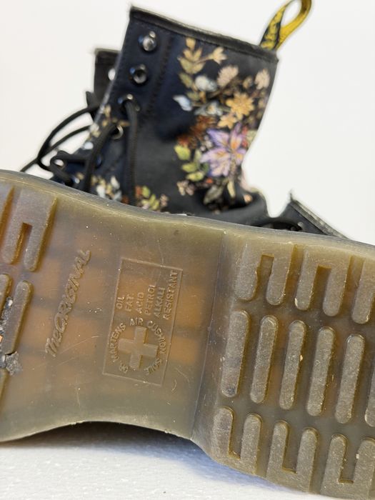 Doc Dr. Martens bocanci mărimea 38 dama floral bouncing soles