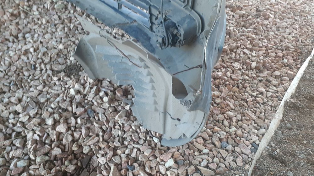 Бампер на рено сценик2 передний