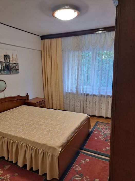 Proprietar-Inchiriez Ap 3 cam Pasaj Obor