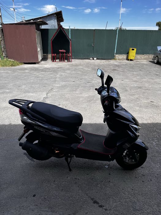 Продам мопед м10 срочна