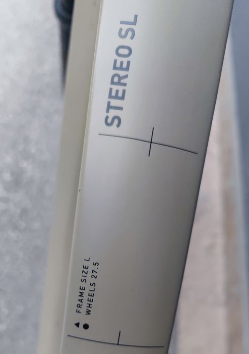 Карбонов Електрически Велосипед 27.5 Cube Bosch CX Smart System 750Wh