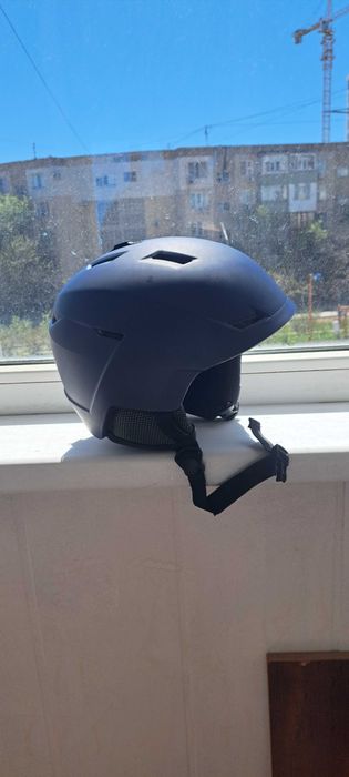 Шлем продам  очки против ветра в подарок