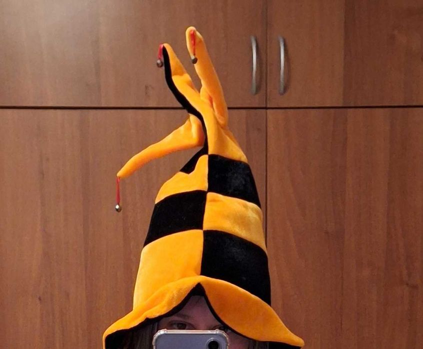 Забавна парти шапка