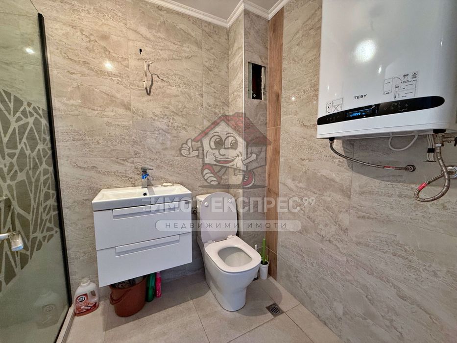 Продава се Двустаен апартамент в Асеновград - 126 кв.м за 1032 €/кв.м - Снимка #8