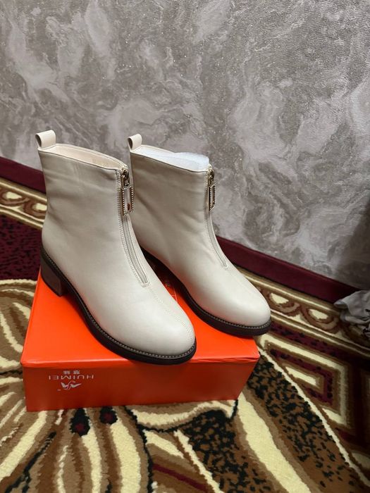 Пол сапок янги  кийилмаган