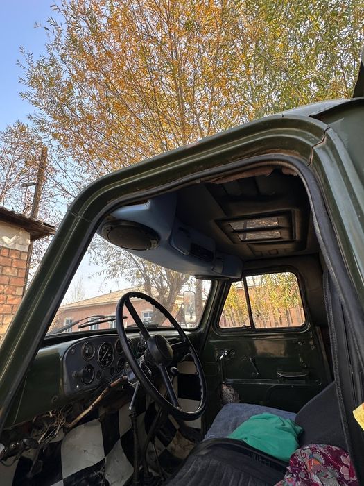 Газ 53 Самосвал. Холати яхши.