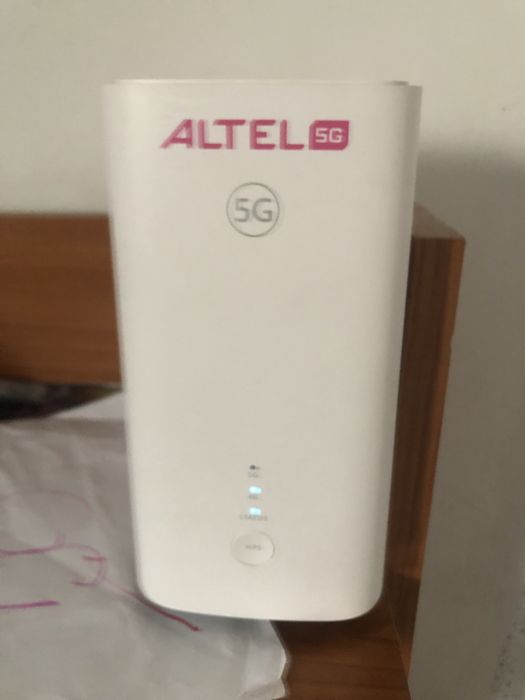 Роутер Алтел почти новый