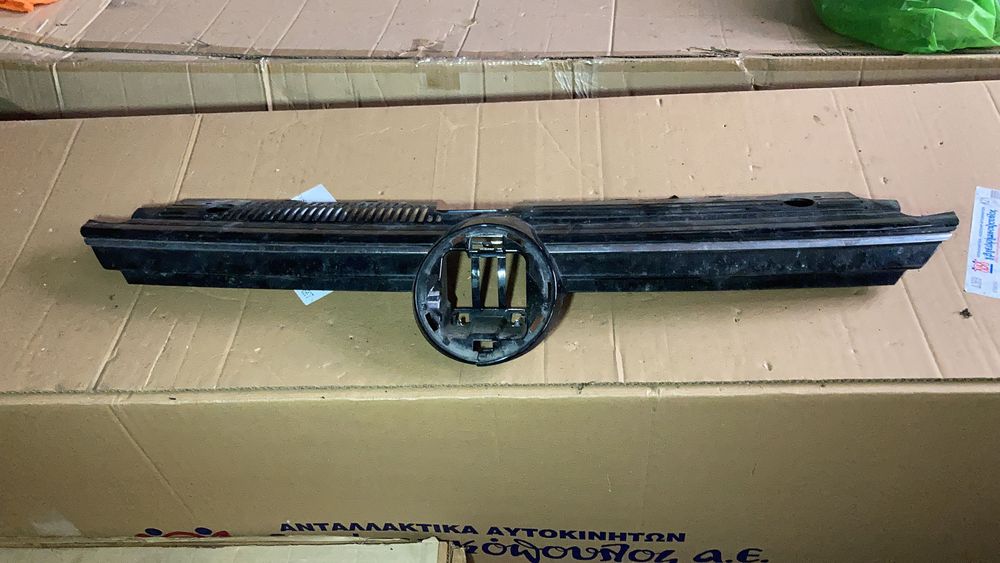 Grila VW Golf 8 VIII 2020 - 2022 Grila radiator bara fata