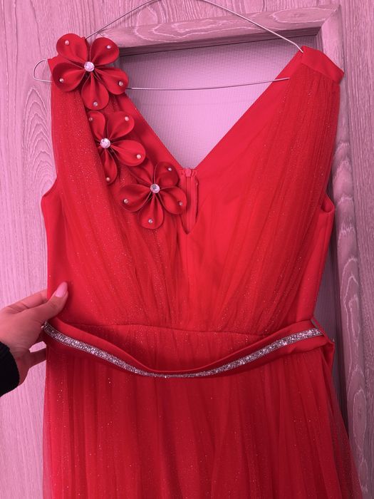 Rochie eleganta rosie