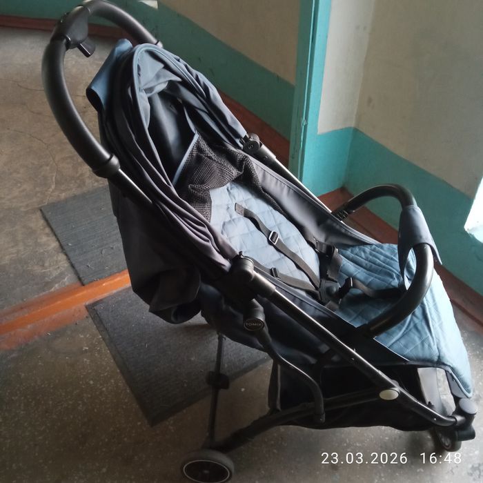 Продам  детскую коляску TOMIX