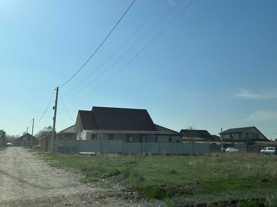 Продам участок на ломоносова 5 соток