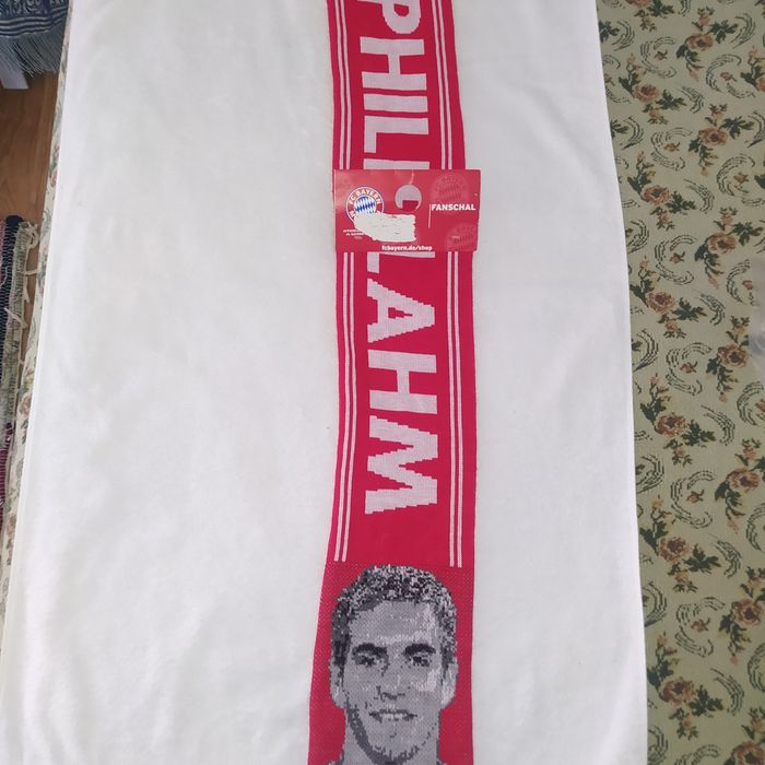 Нов шал Bayern M Philip Lahm