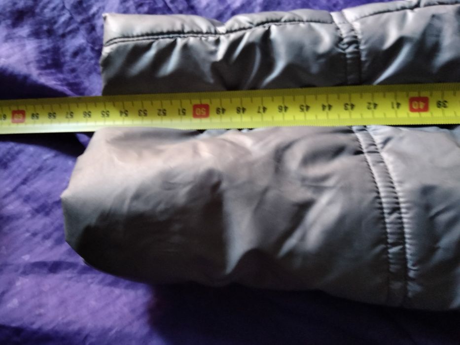 Haina buna de 74 cm lungime,44 cm mijlocul