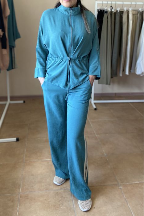 Продам комплект женский