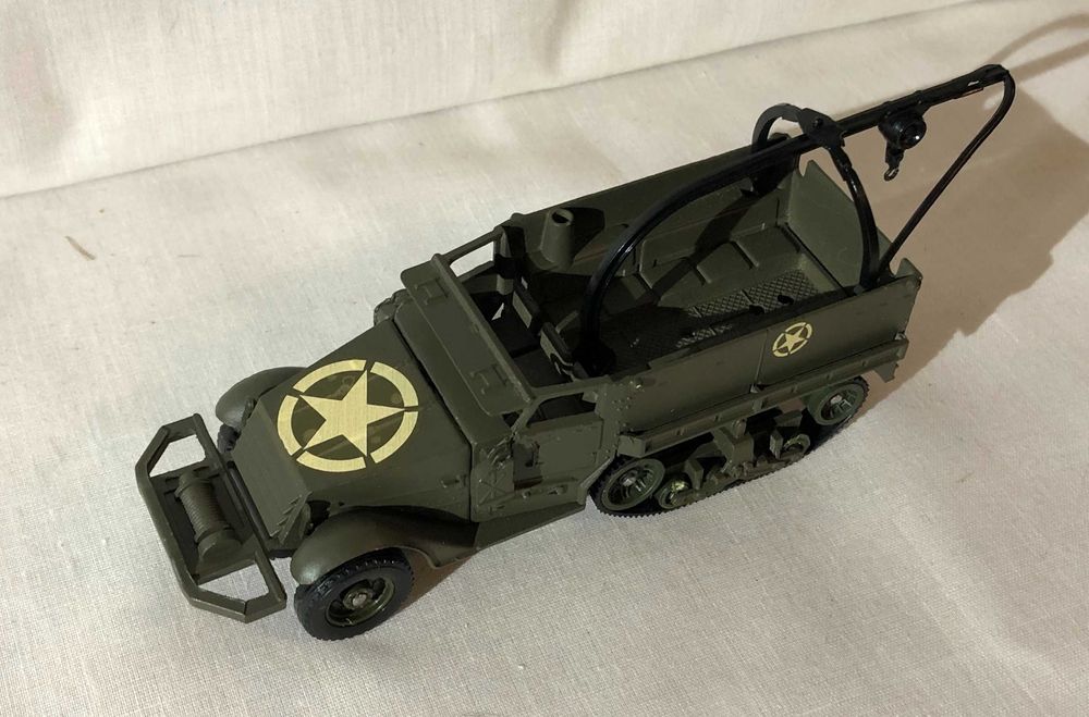 Macheta militara M3 Half Track USA WW2 Solido metal 1 43