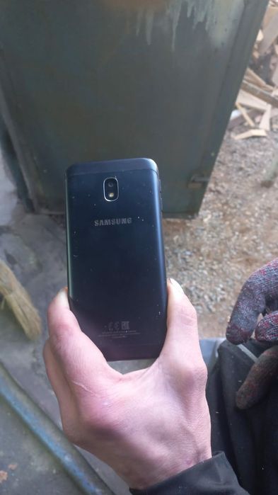 Самсунг j3 в хорошем состоянии