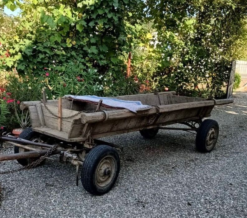 Vând ștraih cu ladă