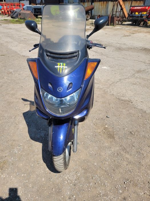 Ямаха маджести 250