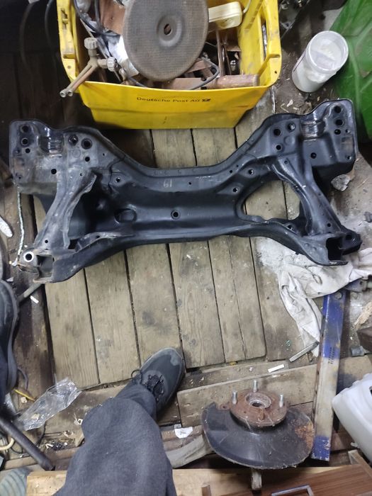 Продам подрамник нонда срв рд1