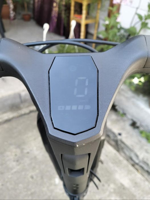 Trotineta electrica Navee St 3Pro