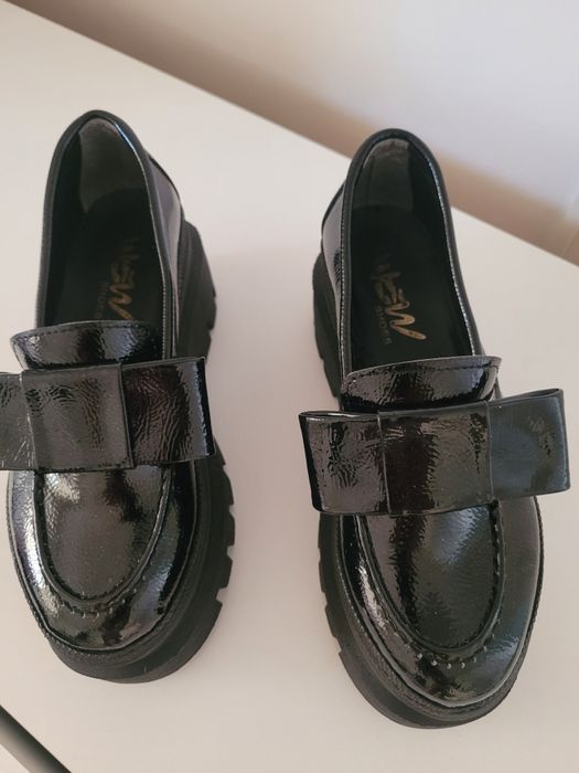 Pantofi de vanzare