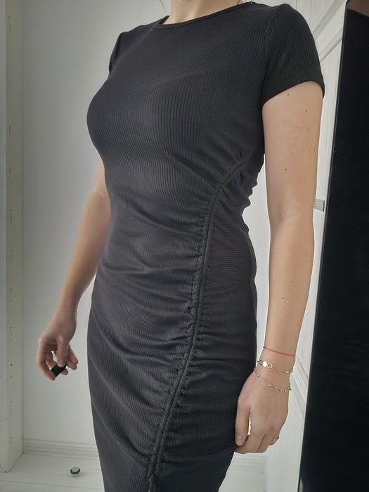 Rochie H&M mar 36 38 snur creata neagra