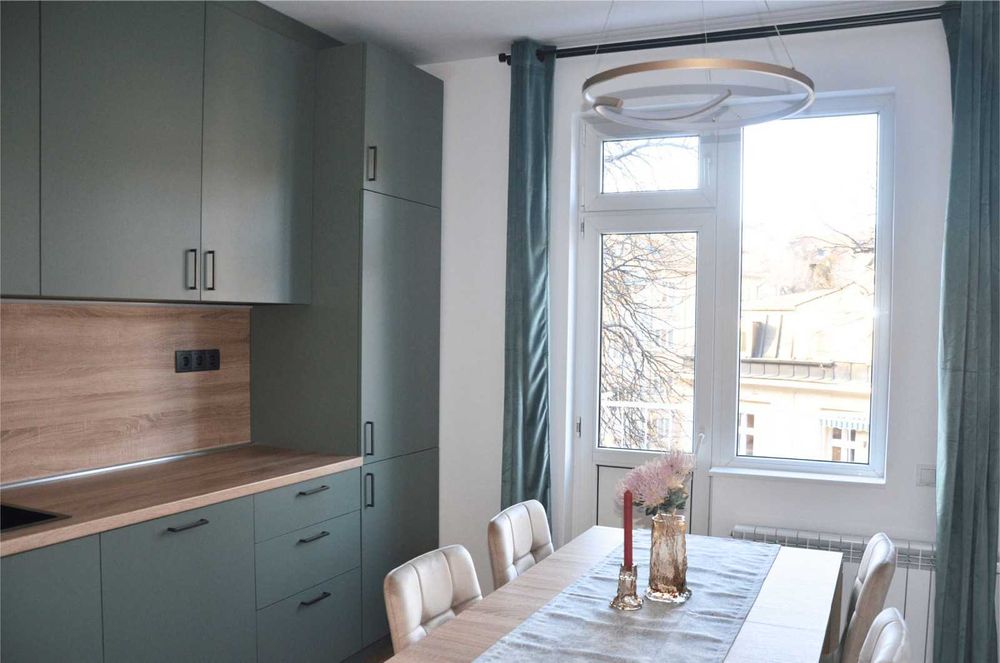 Дава се под наем Тристаен апартамент в София, Хиподрума - 100 кв.м за 1296.42 € - Снимка #2