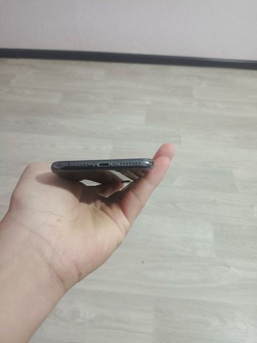 Iphone xs max prodam