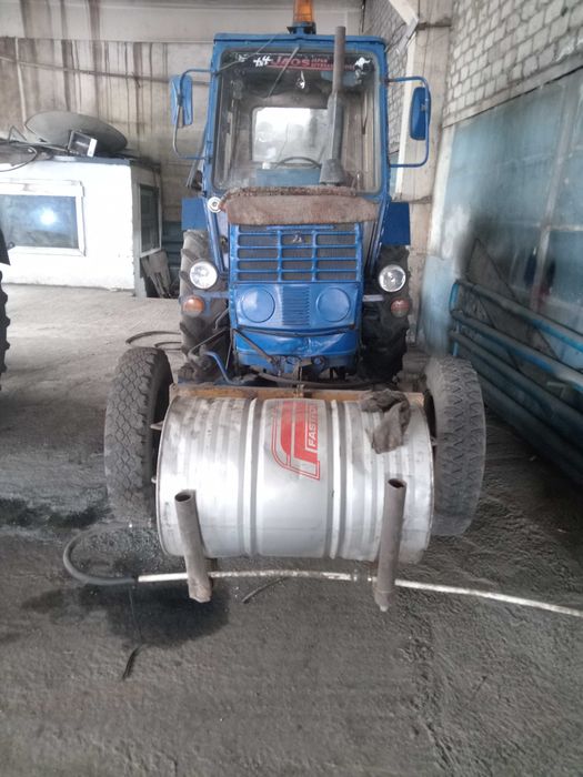 Продам 2 трактора ЮМЗ-6КЛ