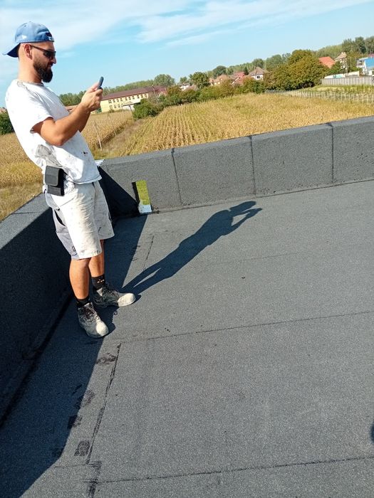 Hidroizolatii acoperise bloc ,hale,terase cu membrana bituminoasa...