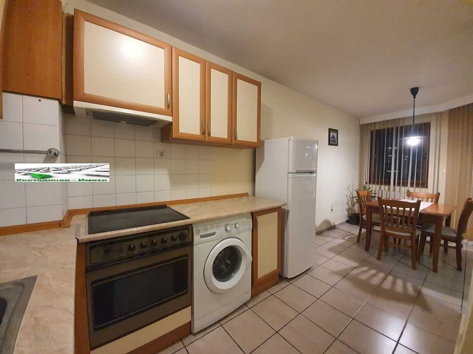 Дава се под наем Двустаен апартамент в Пловдив, Център - 82 кв.м за 382.5 € - Снимка #1