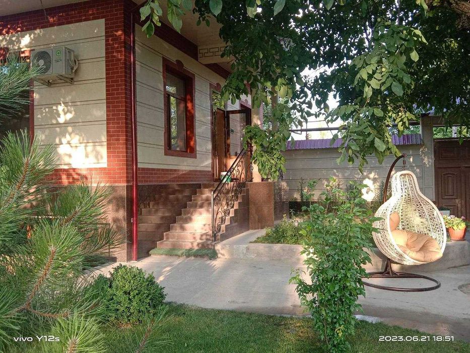 Dacha oq tosh oilaviy (quyoshga yaqin)