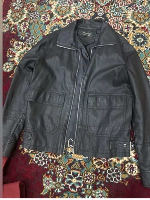 дешево продам кожанную куртку