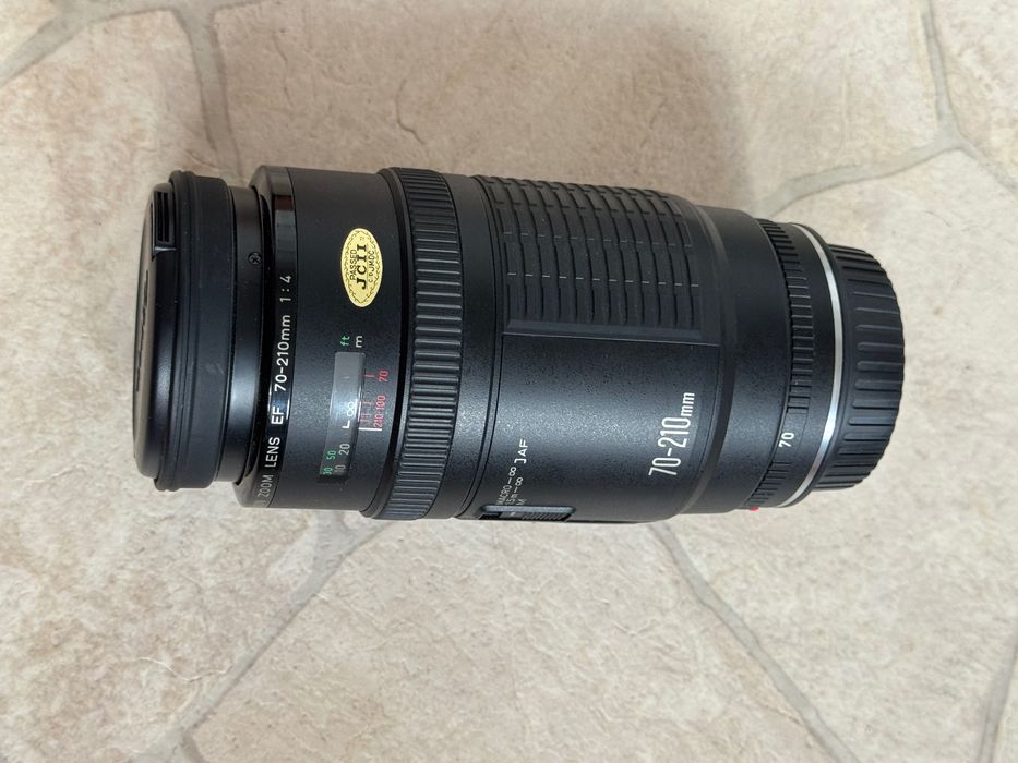 Obiectiv tele-zoom Canon EF 70-210mm f/4 constant-montura metal