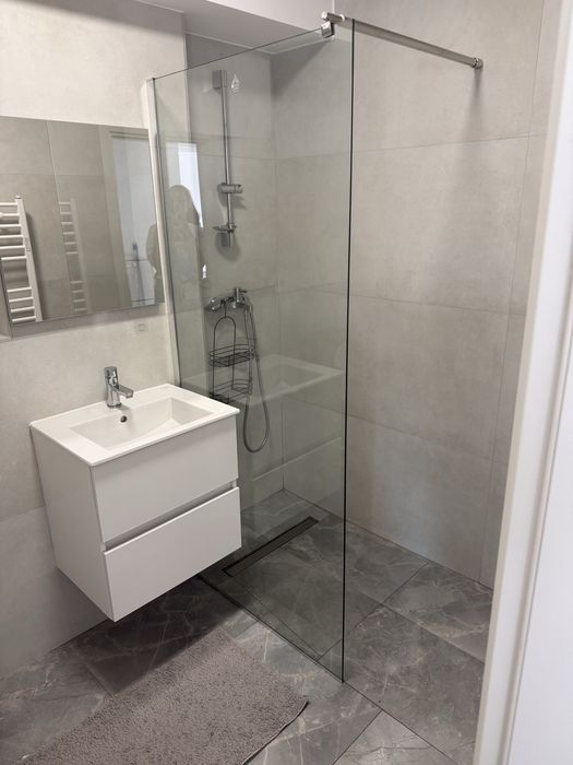 Inchiriez apartament 2 camere in complexul Freya Bucium