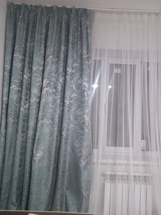Продам шторы для гостиной