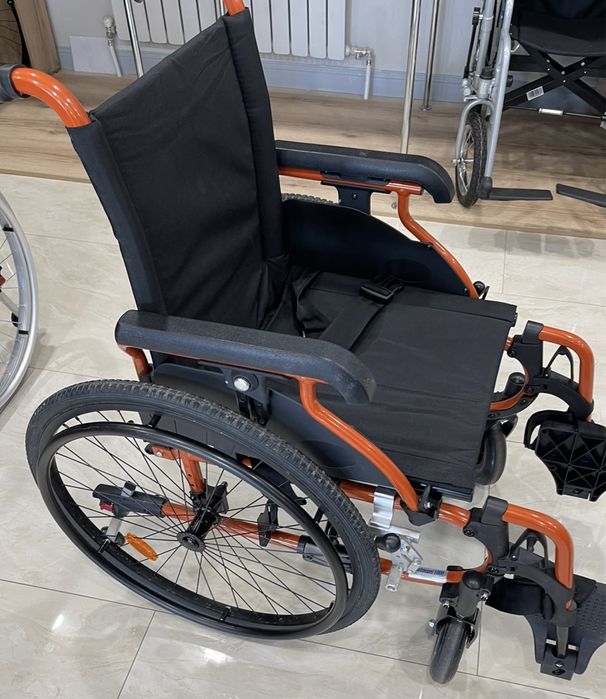 Продам инва коляску