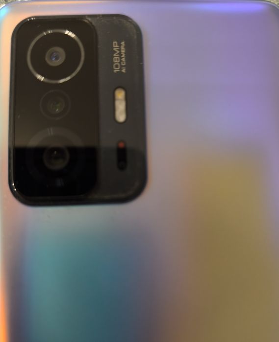 Брутален Xiaomi 11T Pro 5G