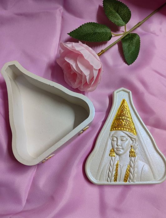 Шкатулка тойбастар