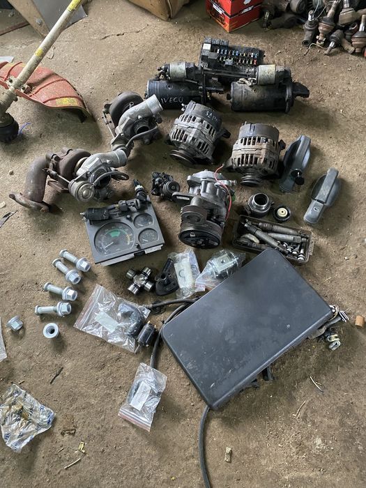 Части за ивеко 5912,4912,3510,водна помпа висящ лагер накладки