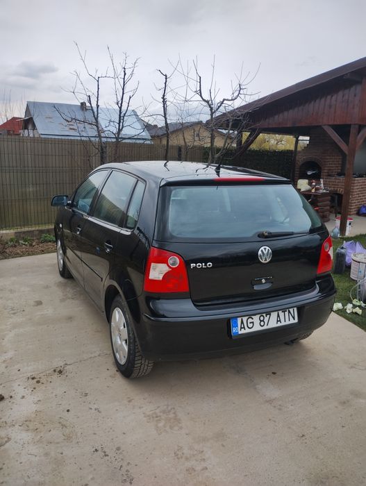 vând polo 2004 167.000 km