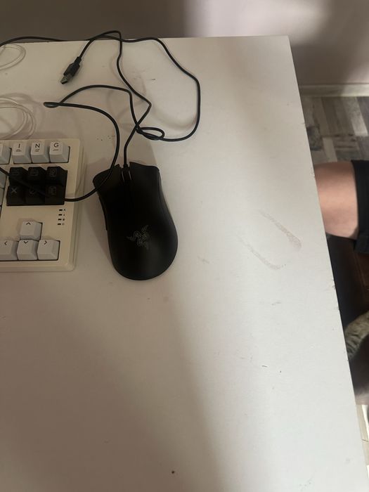 Vand tastatura aqirys si mouse razer