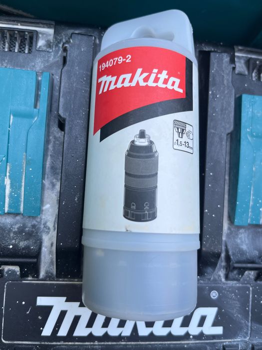Макита /Makita DHR 243 перфоратор